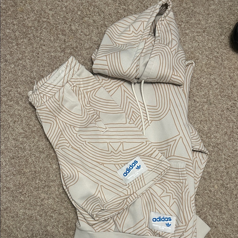 adidas Beige Patterned Hoodie and Sweat Shorts Set